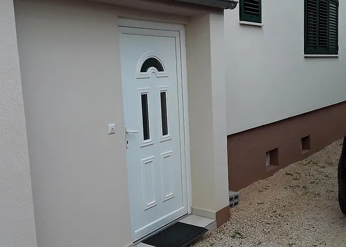 Josipa & Niki Lägenhet